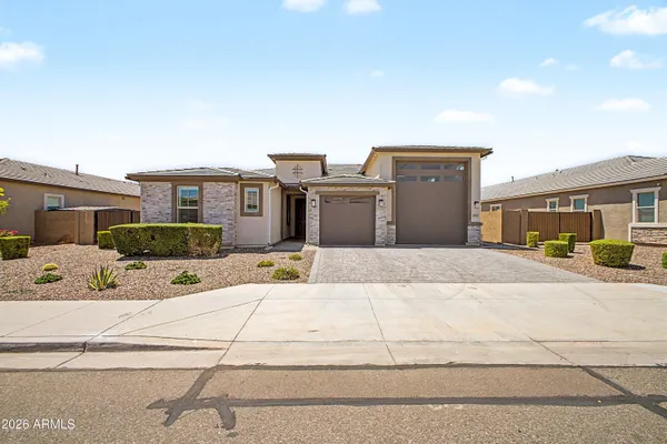 $799,900 | 12727 West Sierra Vista Drive, Glendale, AZ 85307