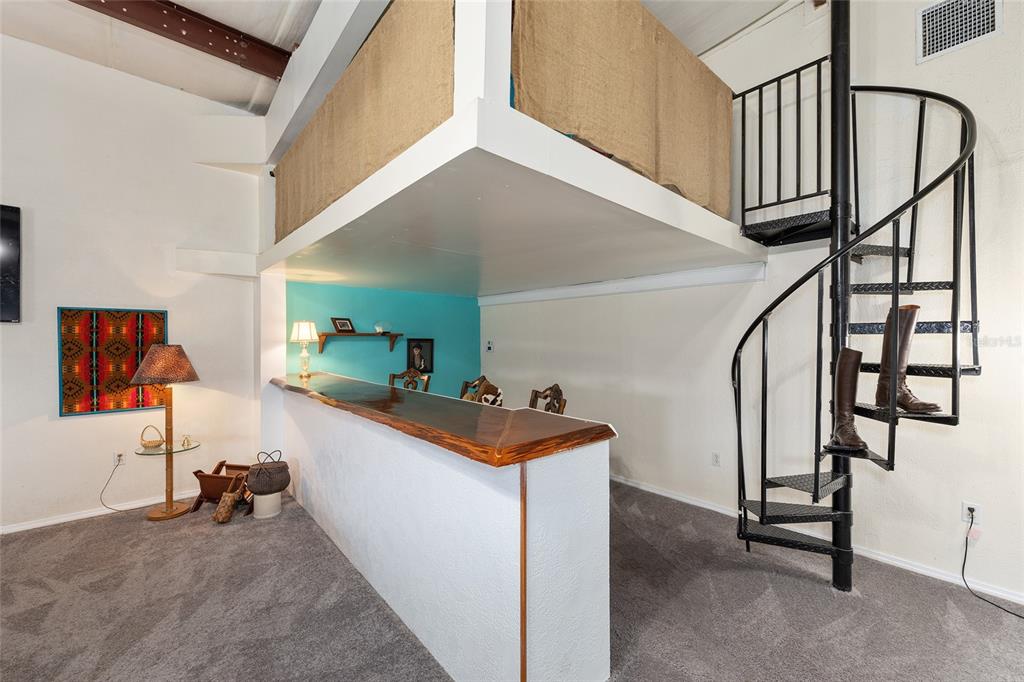 4520 Northwest 95th Avenue Road Ocala, FL 34482 - Photo 78 of 87 a room with table and white walls