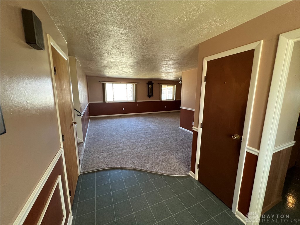 6094 Garber Road Clayton, OH 45415 - Photo 3 of 22 Gallery Image 3