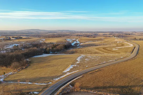 $399,000 | 78 Mount Horeb Wi 53572, Mount Horeb, WI 53572
