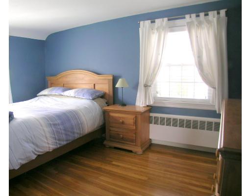 10 Troy Road Belmont, MA 02478 - Photo 5 of 13 Gallery Image 5