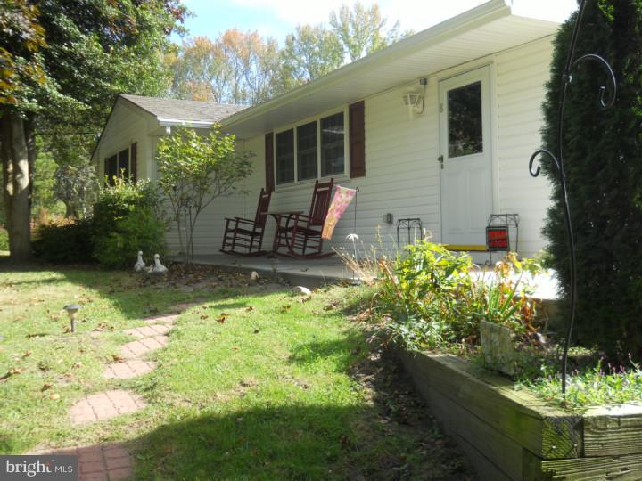 8 Ridge Road Southampton, NJ 08088 - Photo 2 of 20 Exterior