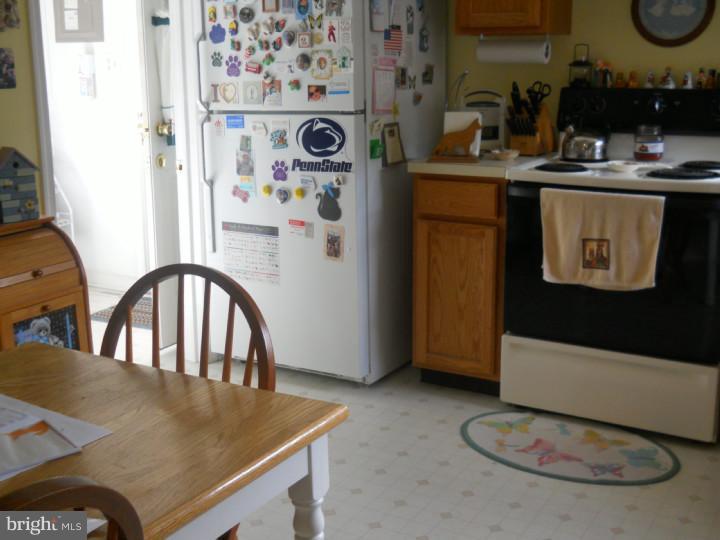 8 Ridge Road Southampton, NJ 08088 - Photo 11 of 20 Kitchen