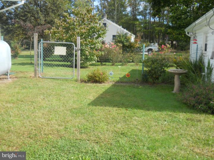 8 Ridge Road Southampton, NJ 08088 - Photo 18 of 20 Back Yard