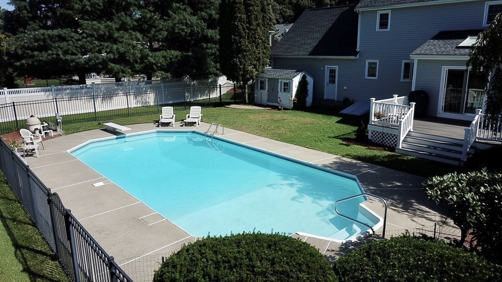 126 Madison Road Northborough, MA 01532 - Photo 39 of 42 Gallery Image 39