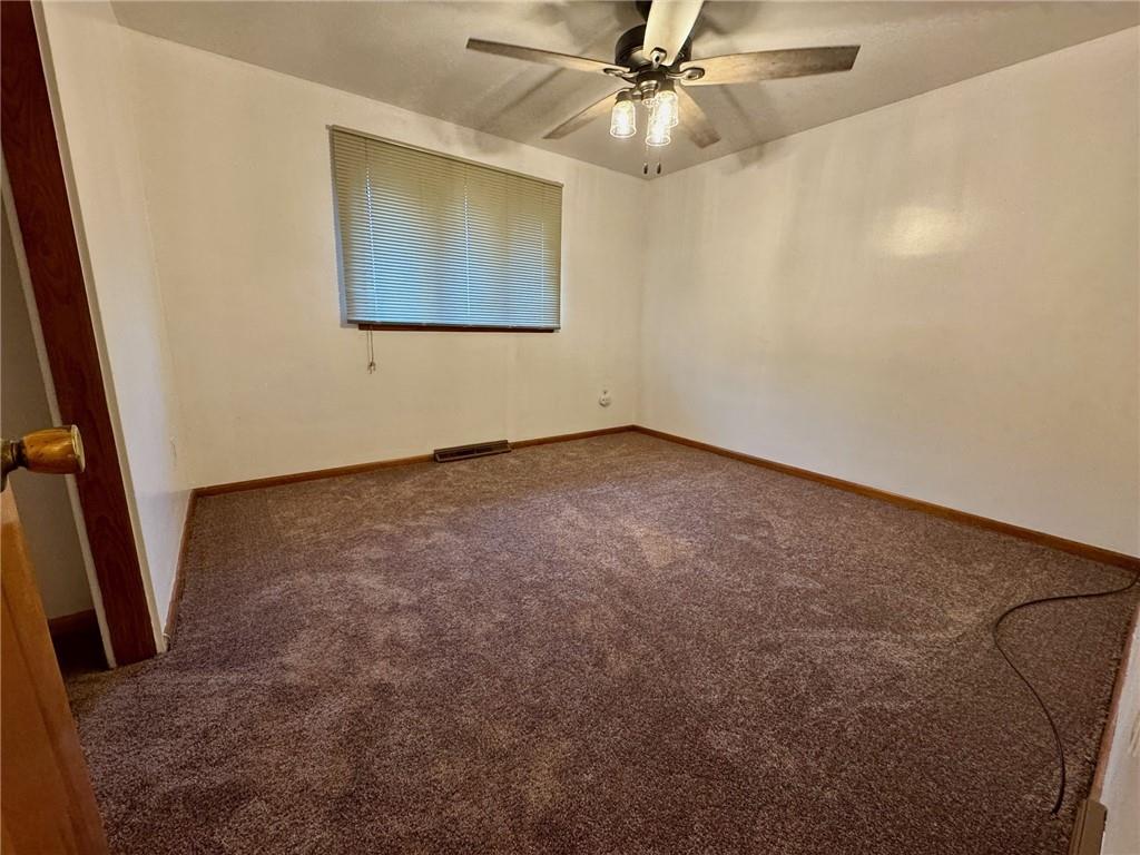 134-136 James Street Springdale, PA 15144 - Photo 9 of 20