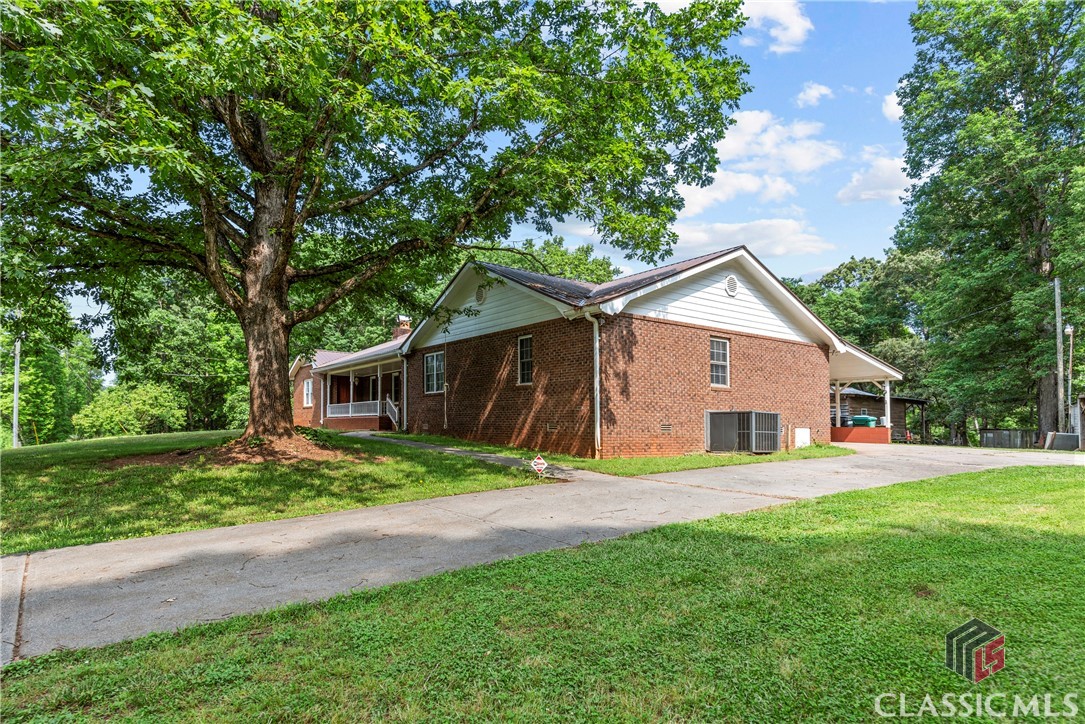 593 Harris Lord Cemetery Road Commerce, GA 30530 - Photo 11 of 42