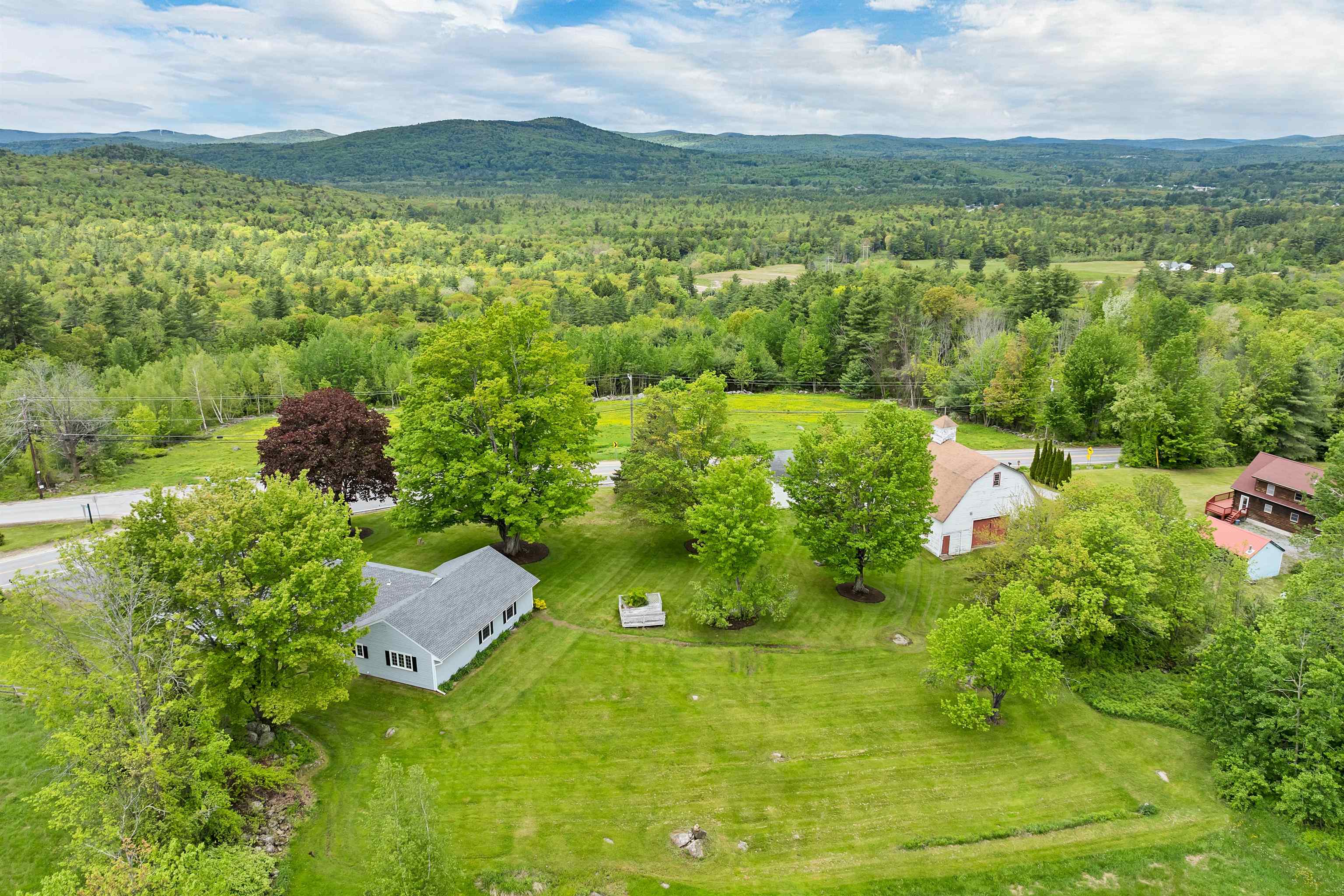 223 Deering Center Road Deering, NH 03244 - Photo 45 of 50