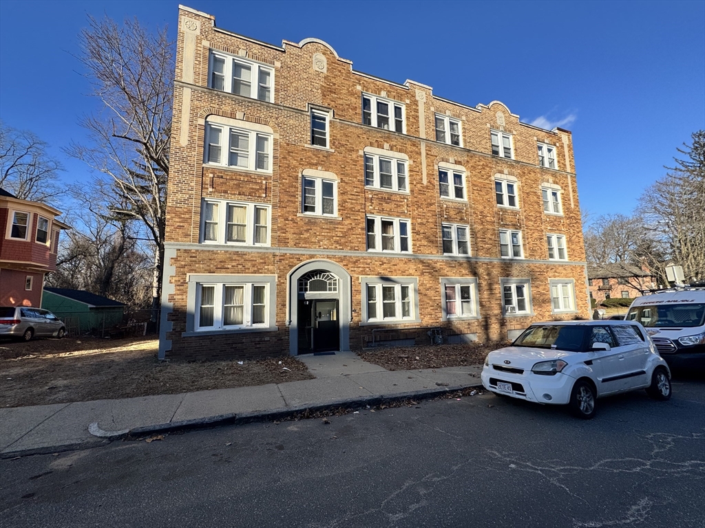 62 Warner Street, Unit 3R Springfield, MA 01108 - Photo 1 of 1