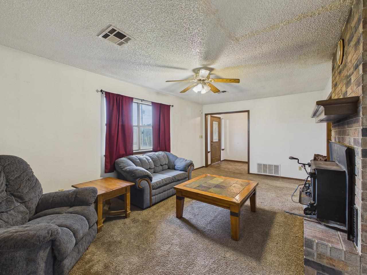 24500 Blackjack Road Perry, OK 73077 - Photo 3 of 25 Gallery Image 3