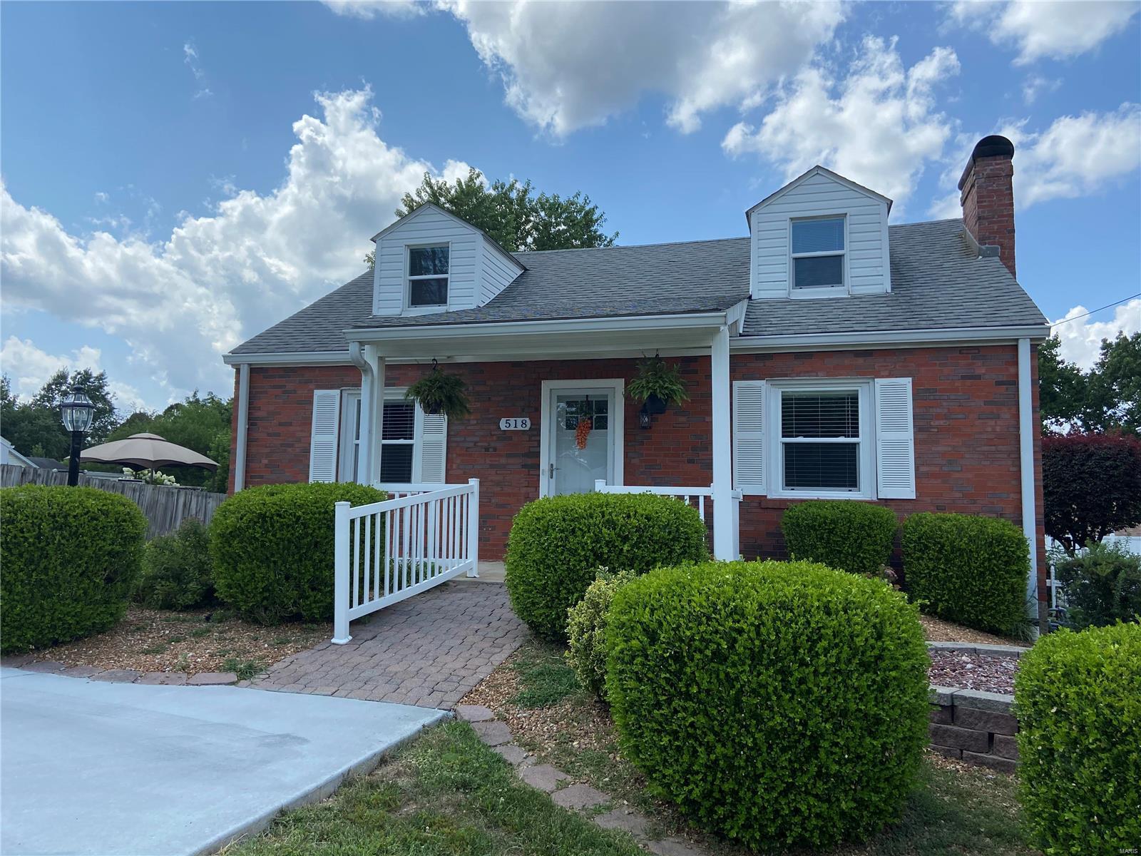 518 Buckley Road St. Louis, MO 63125 - Photo 1 of 26