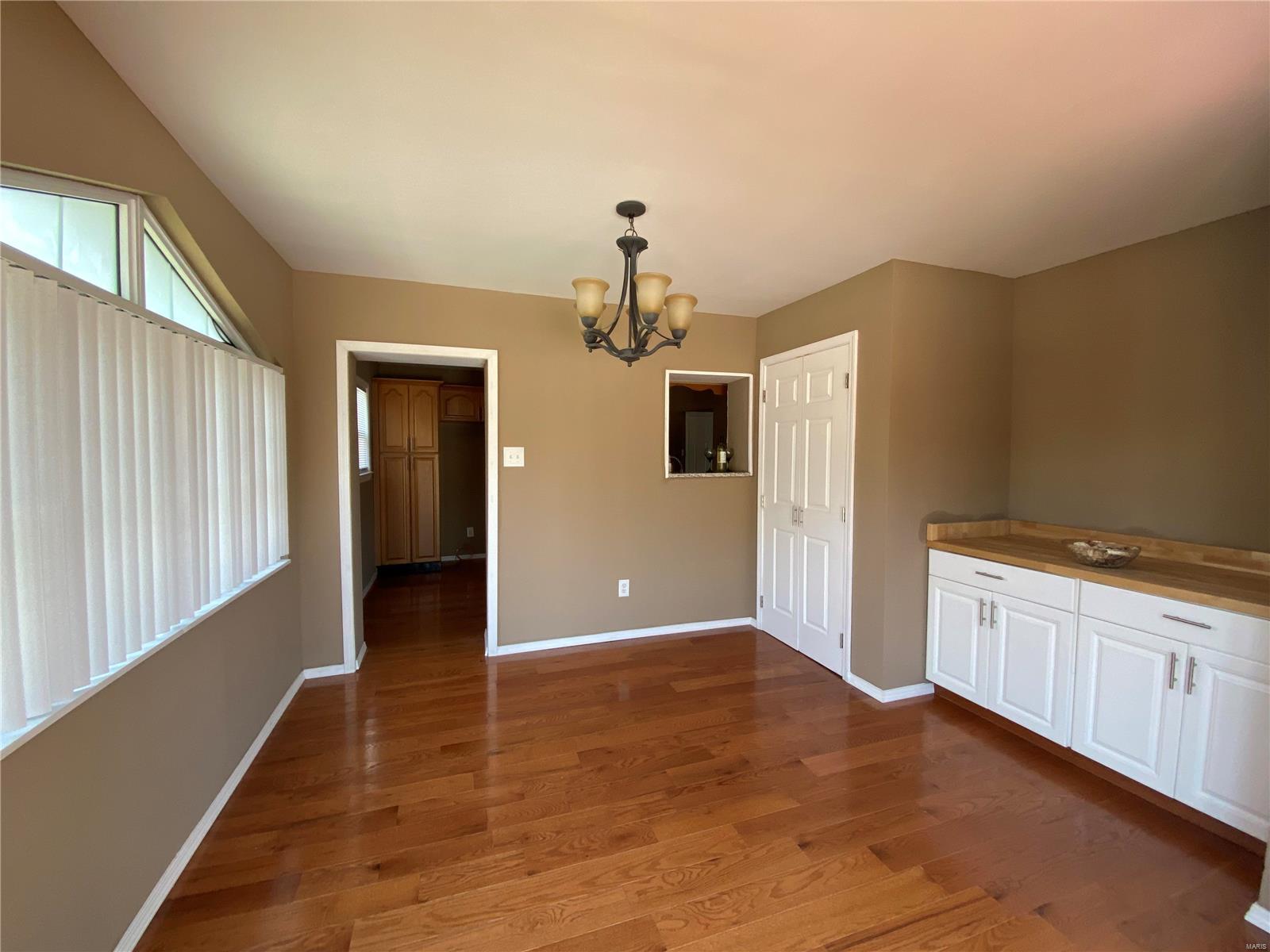 518 Buckley Road St. Louis, MO 63125 - Photo 12 of 26