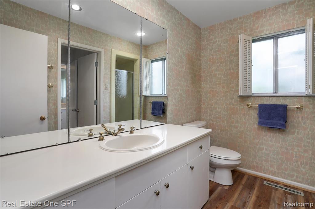 439 Barclay Road Grosse Pointe Farms, MI 48236 - Photo 26 of 47
