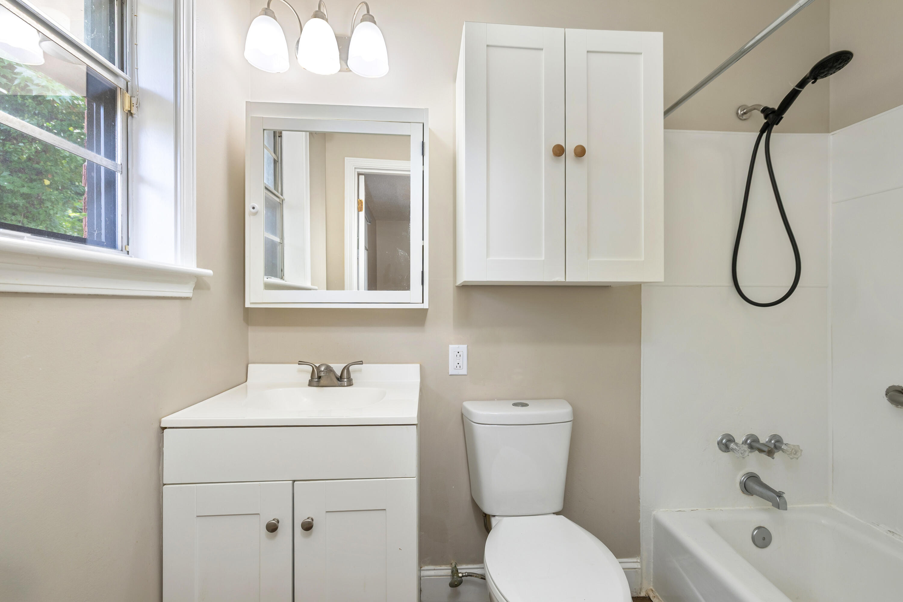 2437 Derwent Drive Sumter, SC 29154 - Photo 13 of 28 19