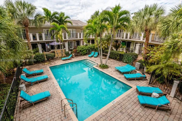 $3,150 | 1000 Palm Trail, Unit 6, Delray Beach, FL 33483