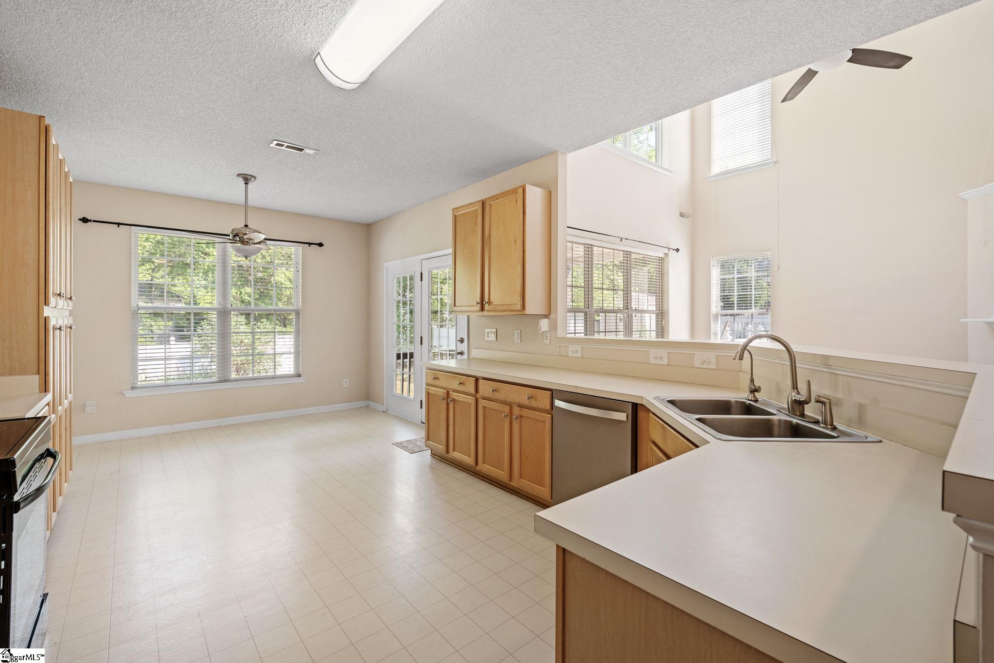 104 West Sundance Drive Easley, SC 29642 - Photo 23 of 43