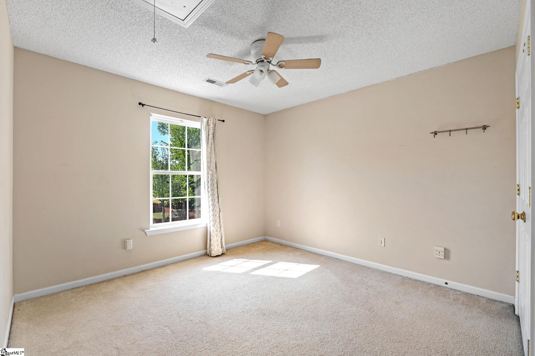 104 West Sundance Drive Easley, SC 29642 - Photo 37 of 43