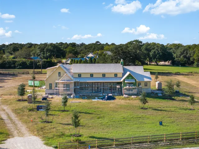 $2,399,999 | 133 Drake Lane, Round Top, TX 78954