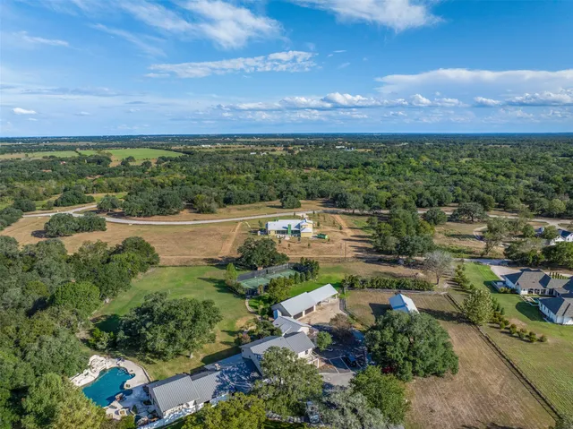 $2,399,999 | 133 Drake Lane, Round Top, TX 78954