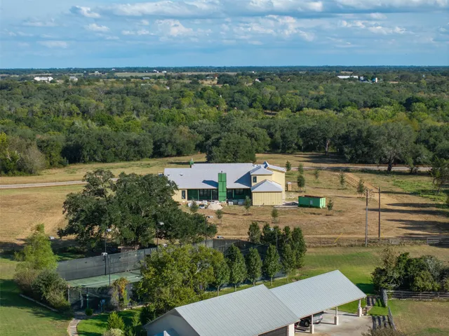 $2,399,999 | 133 Drake Lane, Round Top, TX 78954