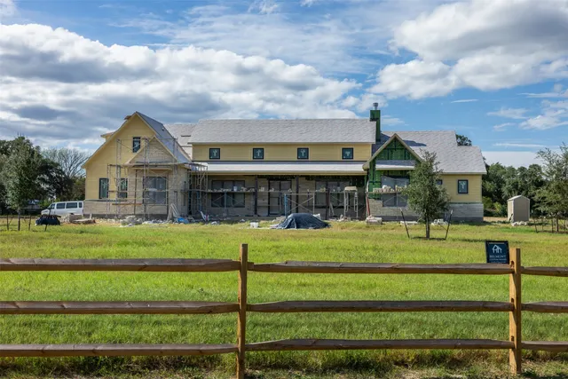 $2,399,999 | 133 Drake Lane, Round Top, TX 78954