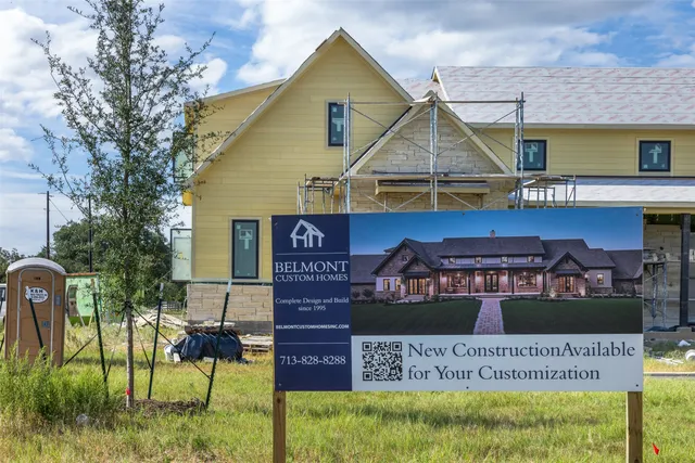 $2,399,999 | 133 Drake Lane, Round Top, TX 78954