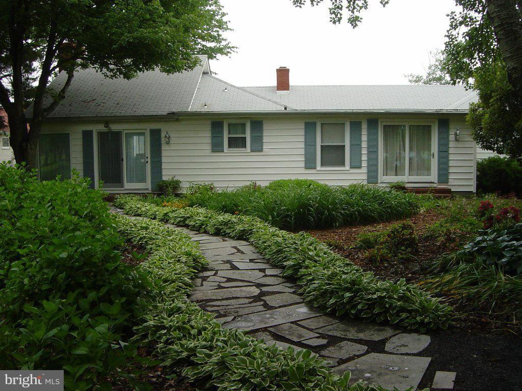 728 Twin Point Cove Road Cambridge, MD 21613 - Photo 3 of 30 walkway