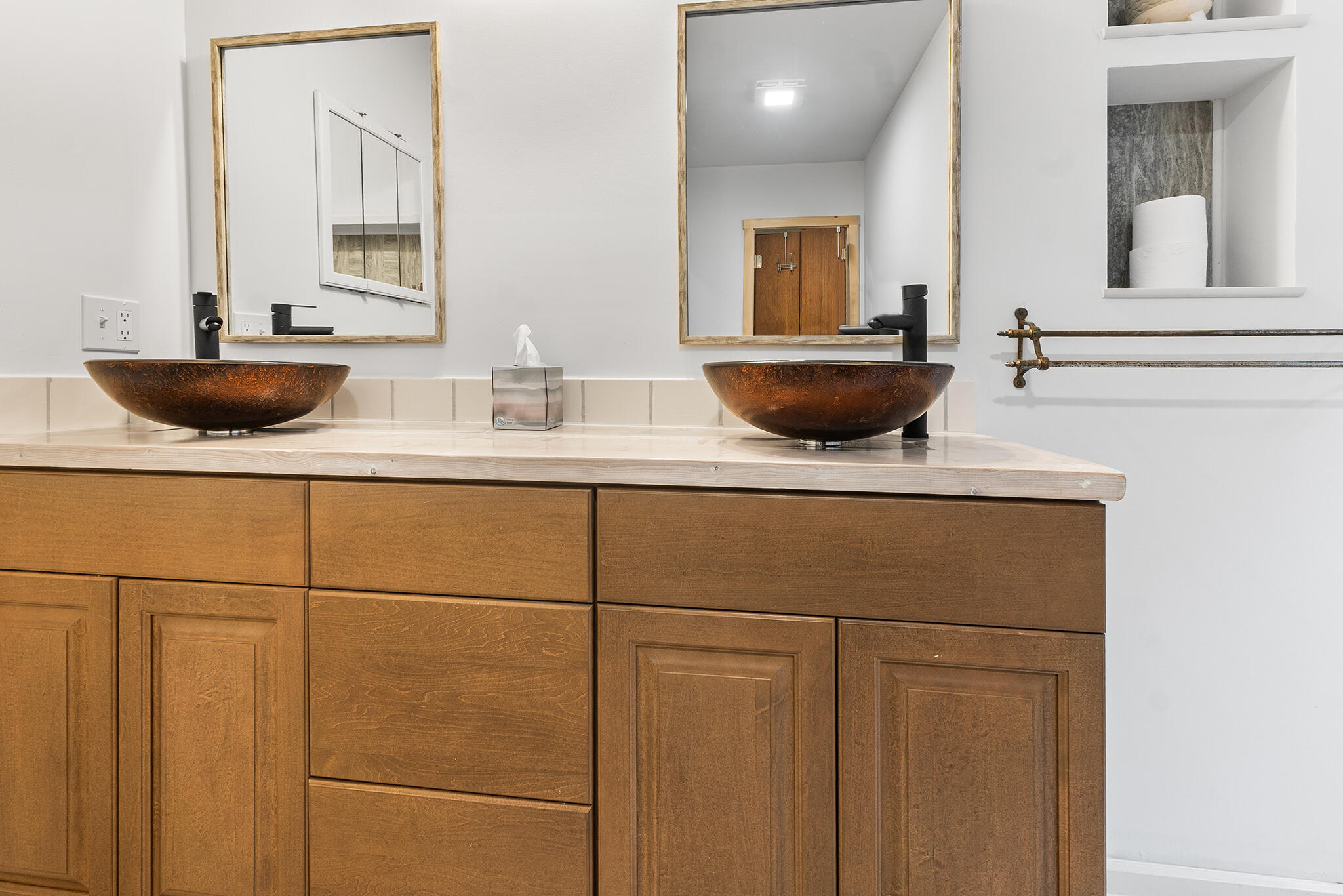 60 Beach Street Saco, ME 04072 - Photo 20 of 28 60 Beach St Saco, ME-23