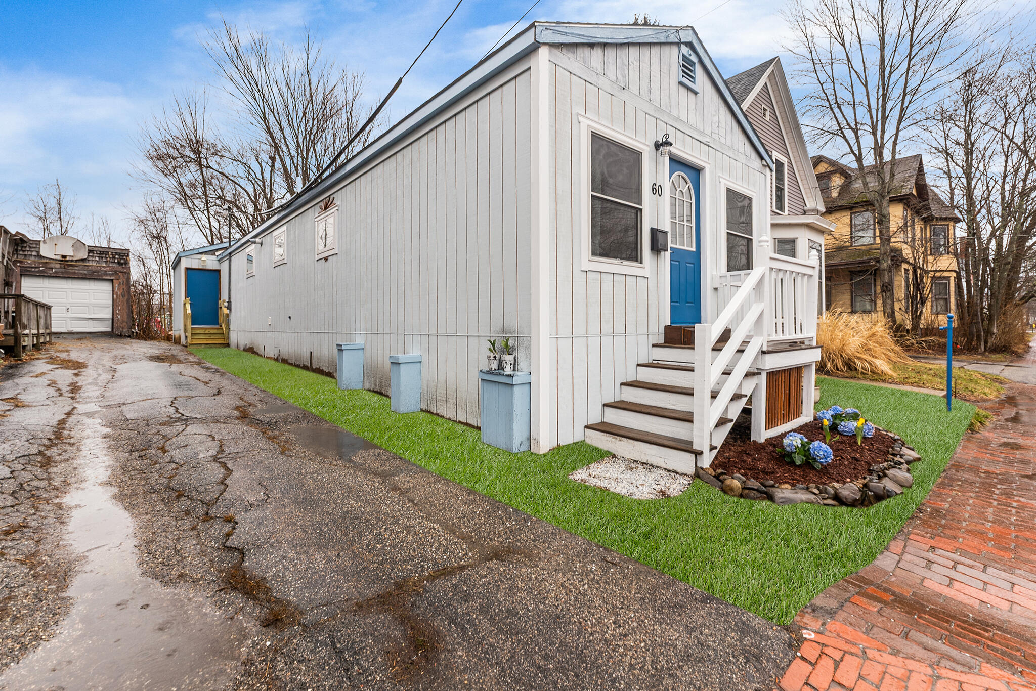 60 Beach Street Saco, ME 04072 - Photo 2 of 28 60 Beach St Saco, ME-05