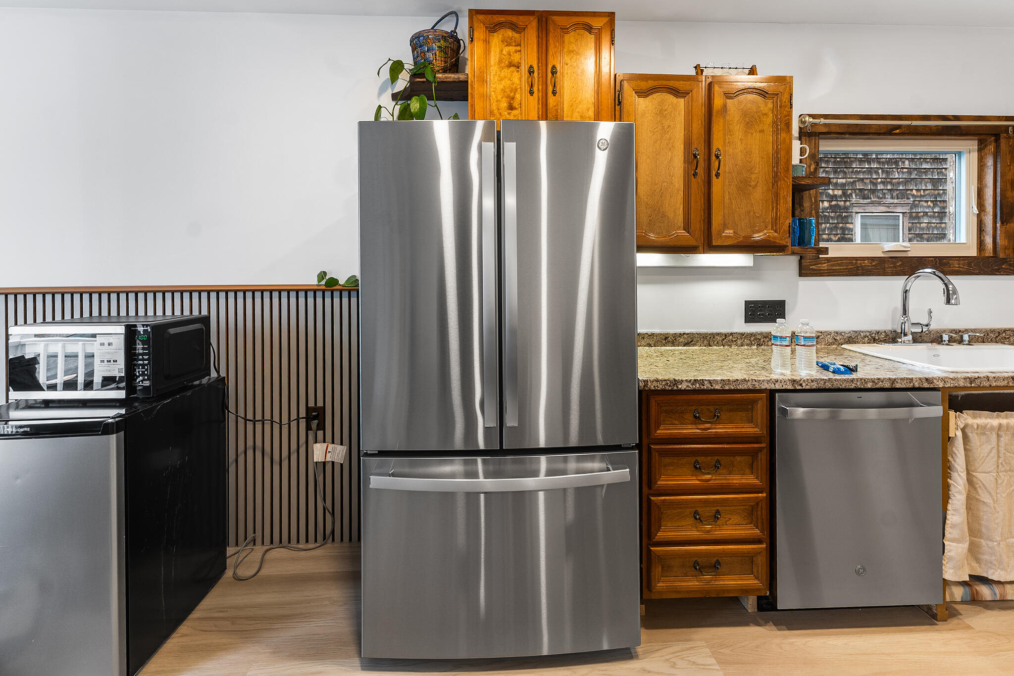 60 Beach Street Saco, ME 04072 - Photo 4 of 28 60 Beach St Saco, ME-13