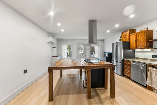 $290,000 | 60 Beach Street, Saco, ME 04072