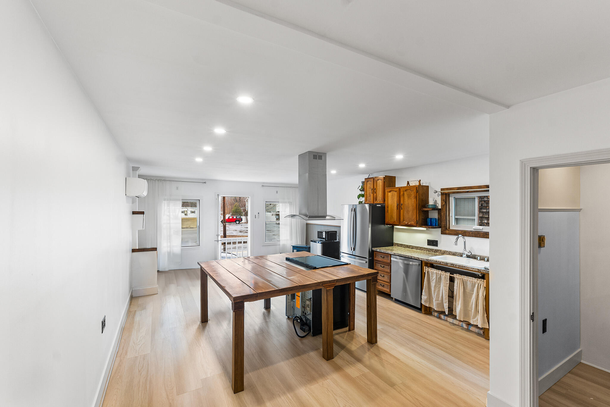 60 Beach Street Saco, ME 04072 - Photo 7 of 28 60 Beach St Saco, ME-38-A