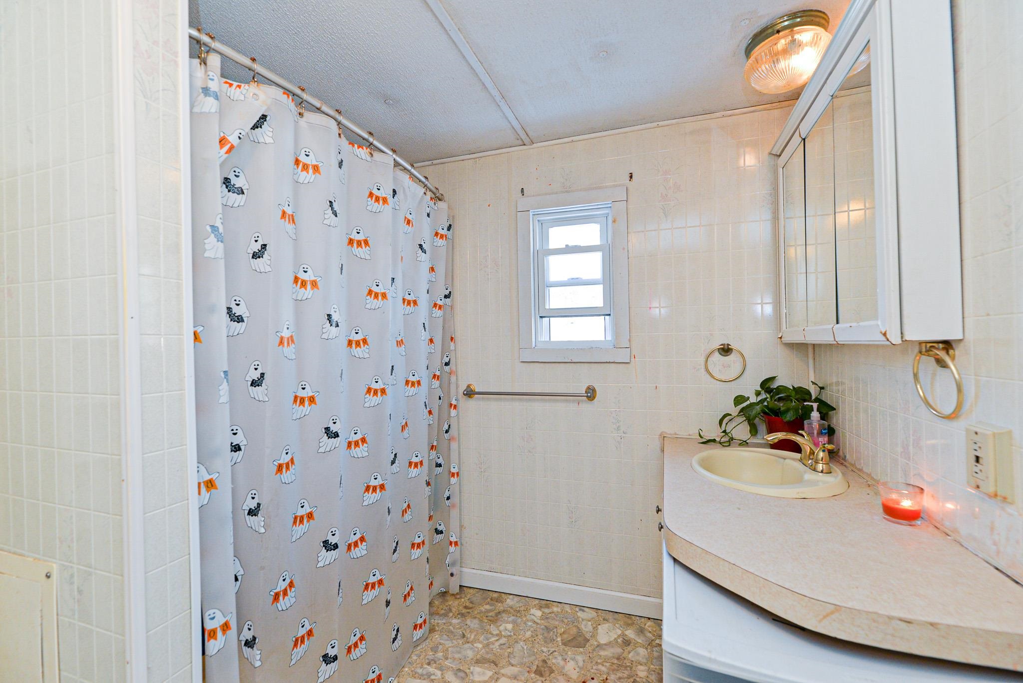 31 Brownstone Lane Rochester, NH 03867 - Photo 19 of 39