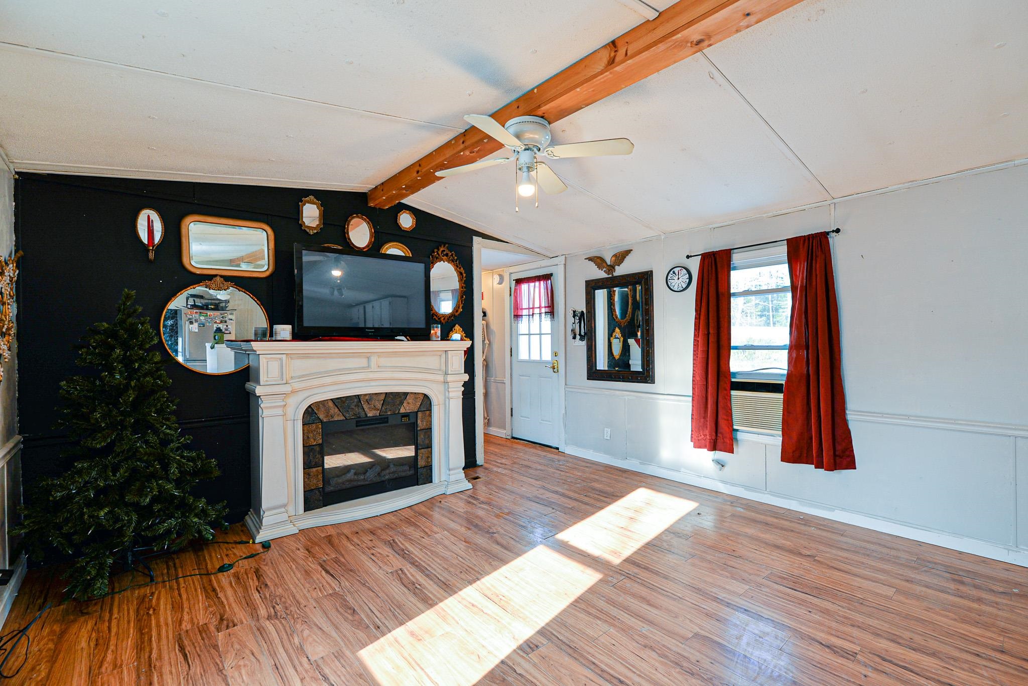 31 Brownstone Lane Rochester, NH 03867 - Photo 3 of 39
