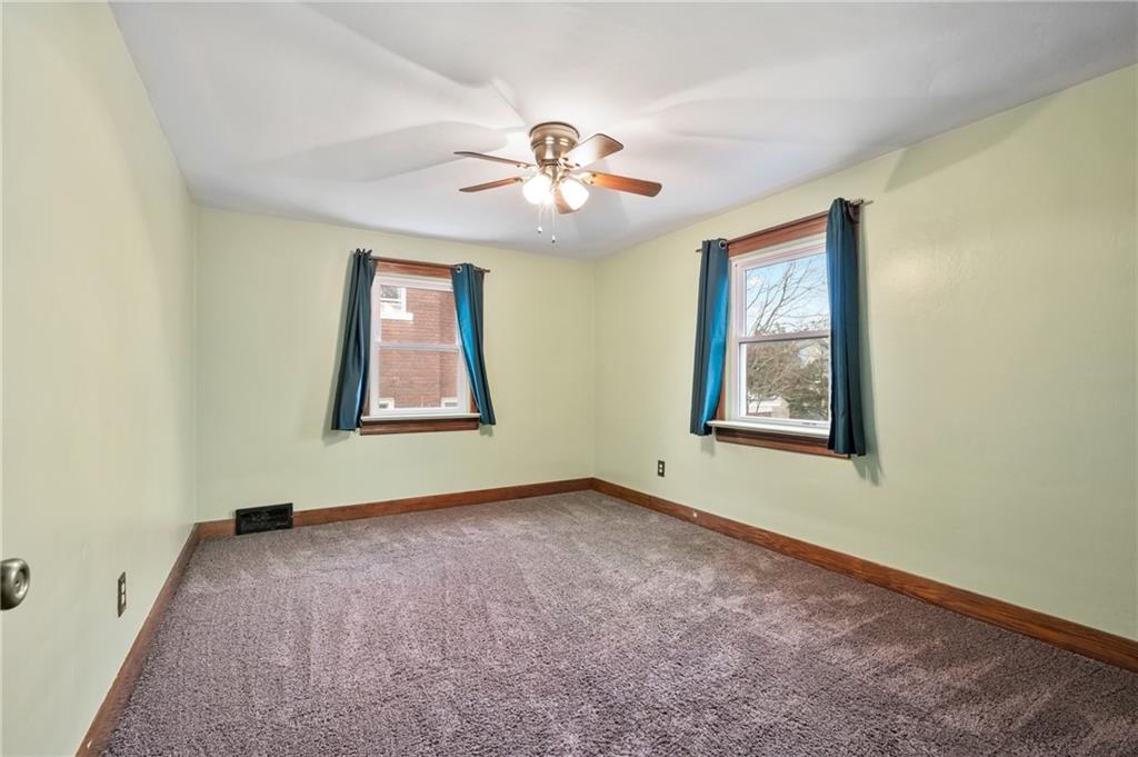 1327 Heberton Street Pittsburgh, PA 15206 - Photo 20 of 40 Second bedroom