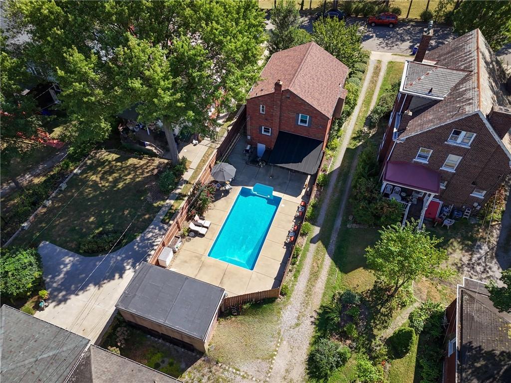 1327 Heberton Street Pittsburgh, PA 15206 - Photo 33 of 40 Aerial view showing more of the property and the shared driveway leading to the detached garage and parking pad