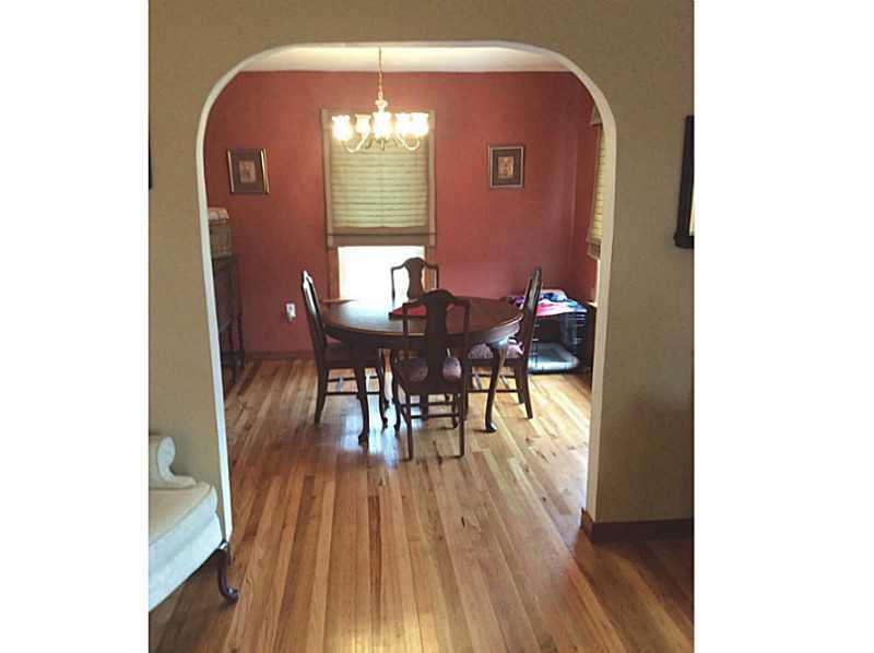 Dining Room. 