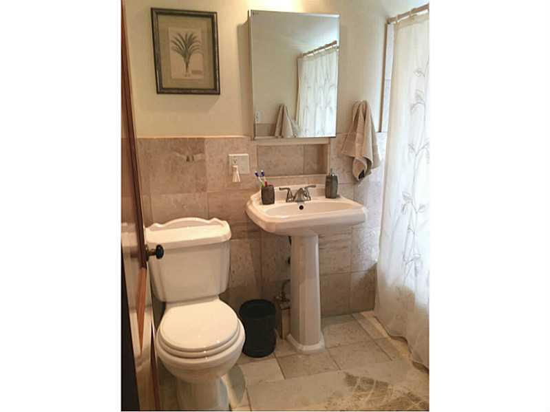 12171 McKee Road North Huntingdon, PA 15642 - Photo 9 of 12 Full Bath.