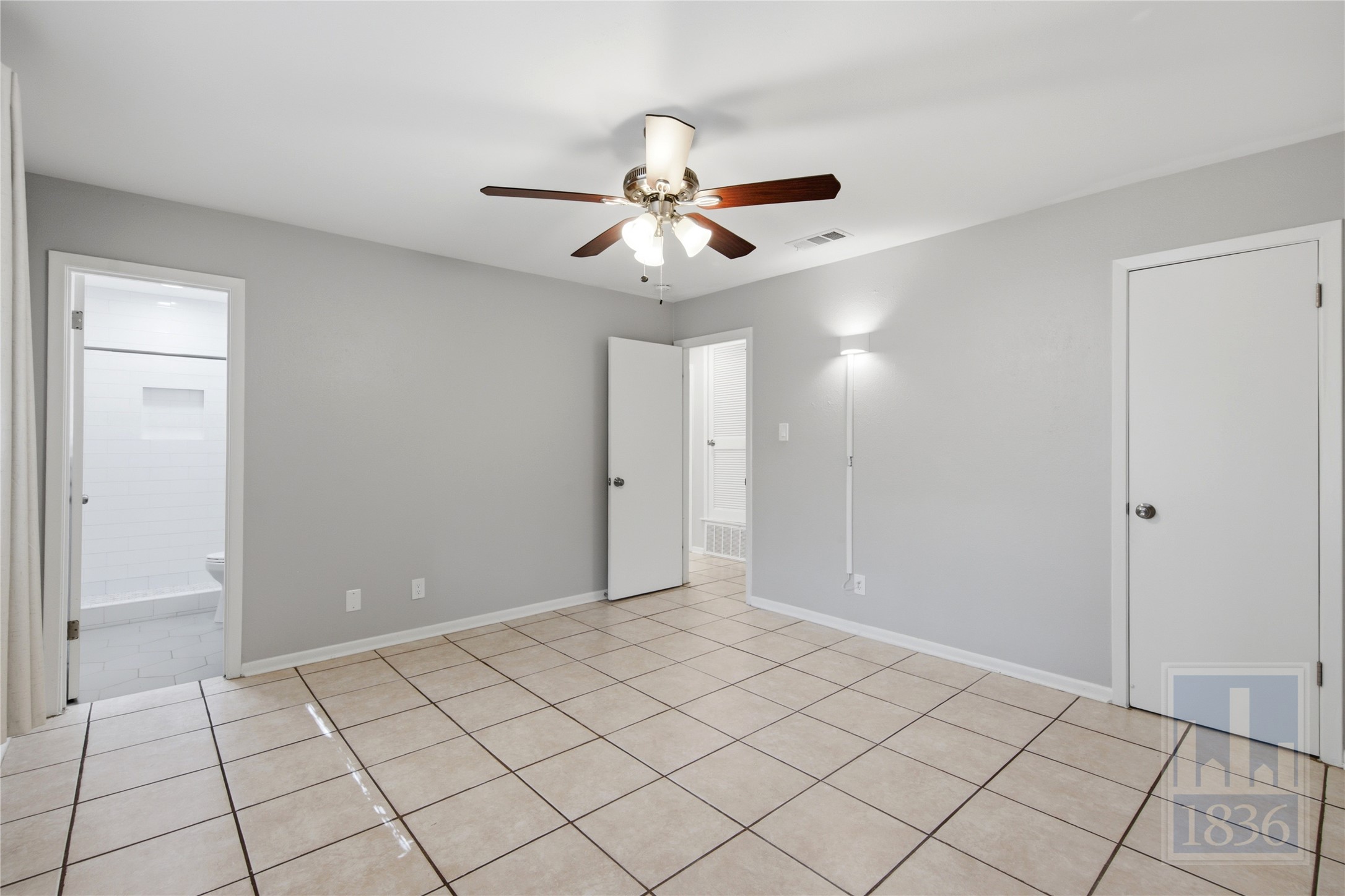 8912 Hunters Trace Austin, TX 78758 - Photo 11 of 24 Gallery Image 11