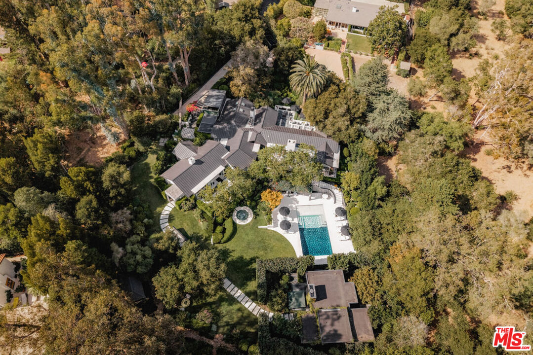 1381 East Valley Road Santa Barbara, CA 93108 - Photo 28 of 28 an aerial view of multiple house