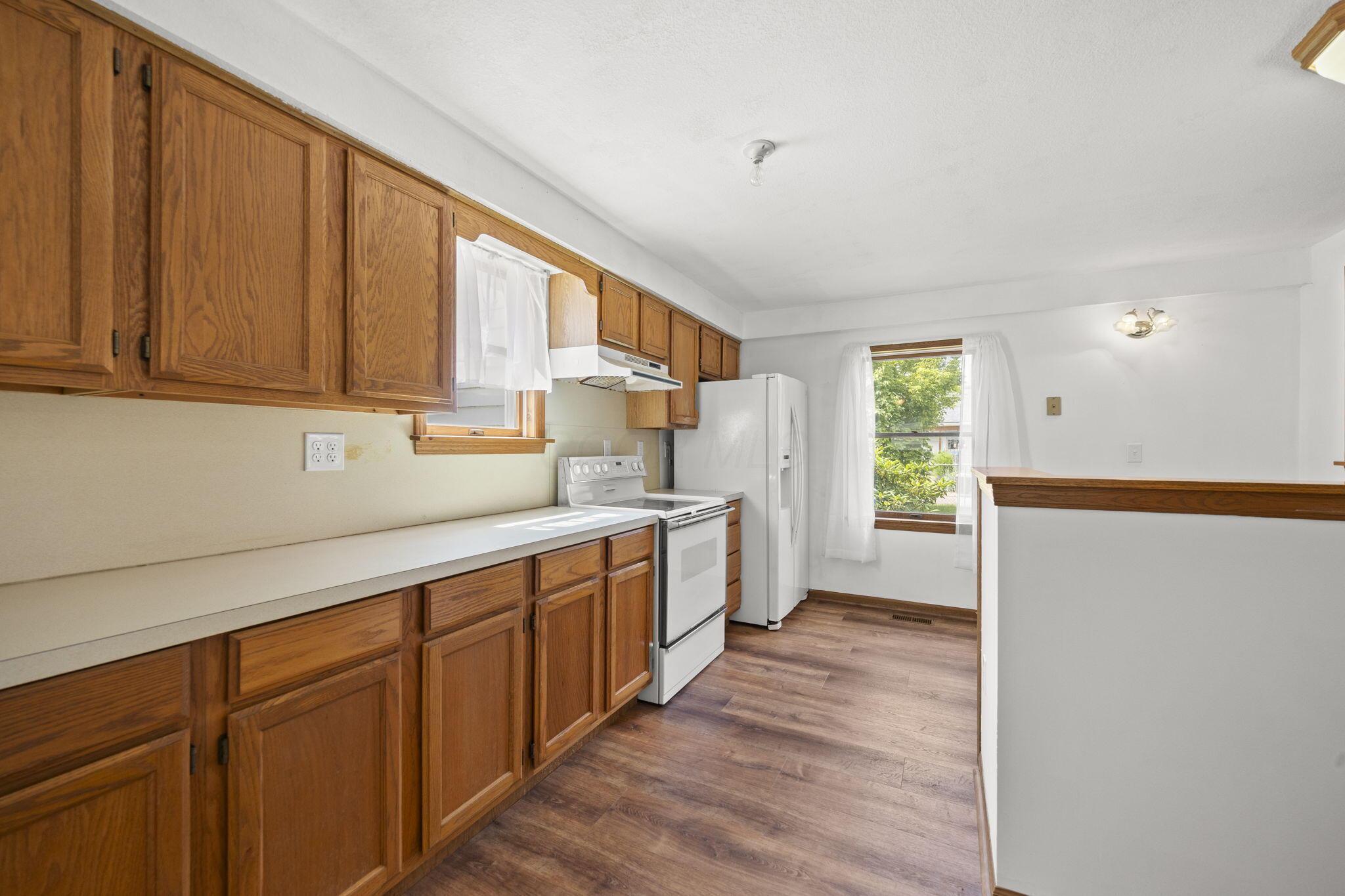 175 South 5th Street Newark, OH 43055 - Photo 17 of 50 Kitchen
