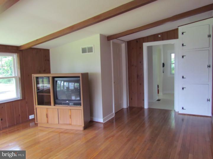 645 Susquehanna Road Ambler, PA 19002 - Photo 12 of 25 Family Room