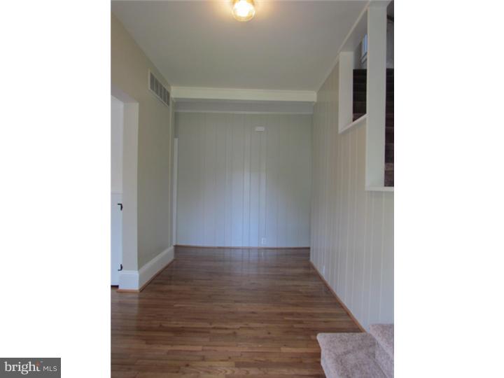 645 Susquehanna Road Ambler, PA 19002 - Photo 3 of 25 Foyer