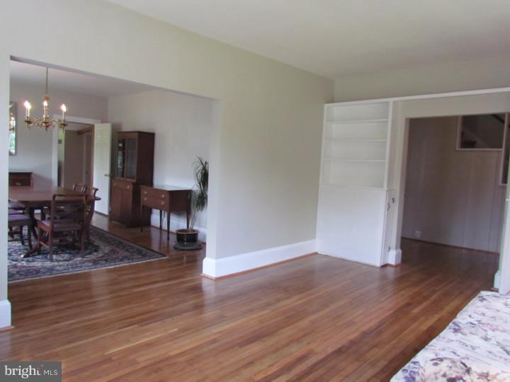 645 Susquehanna Road Ambler, PA 19002 - Photo 6 of 25 Living Room