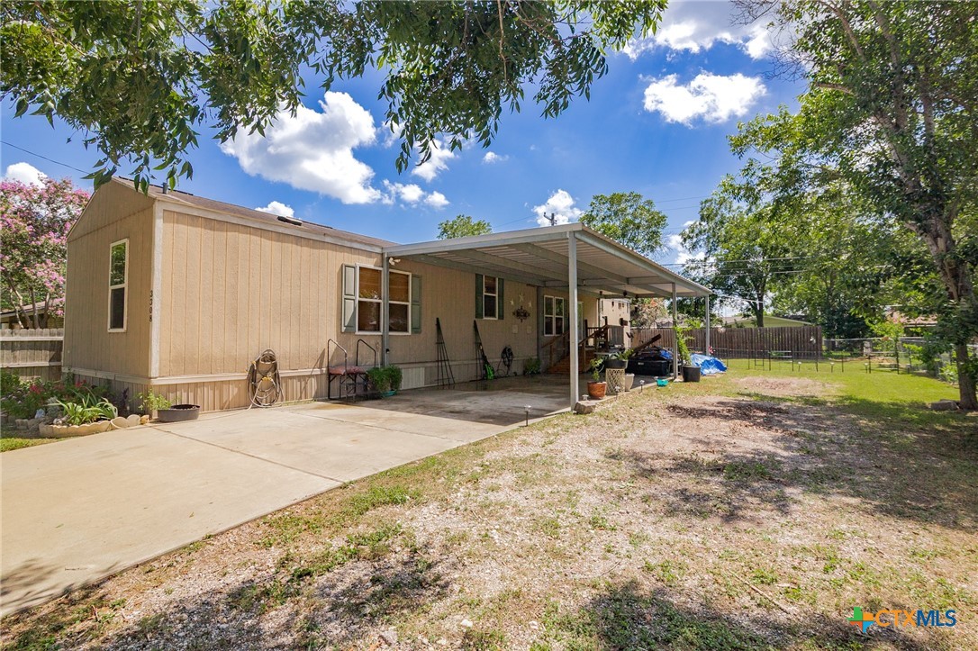 3308 Catalpa Street Victoria, TX 77901 - Photo 5 of 22