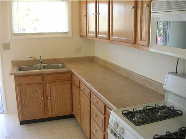 931 Demorest Road Columbus, OH 43204 - Photo 4 of 11 Gallery Image 4