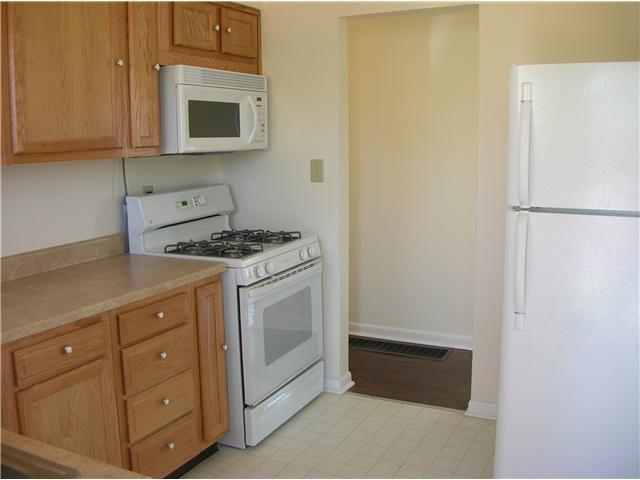 931 Demorest Road Columbus, OH 43204 - Photo 5 of 11 Gallery Image 5