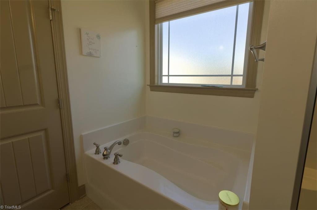 1102 Sweet Gum Way Mebane, NC 27302 - Photo 14 of 26