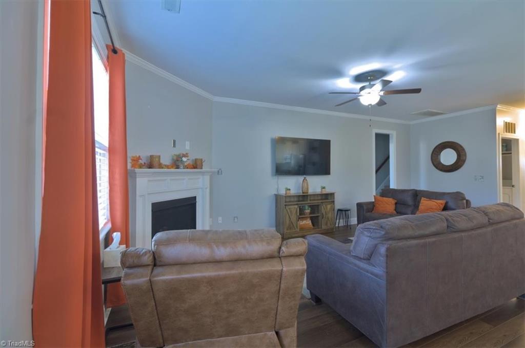 1102 Sweet Gum Way Mebane, NC 27302 - Photo 9 of 26