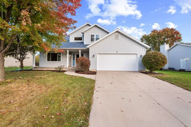 $540,000 | 205 East Verleen Avenue, Waunakee, WI 53597
